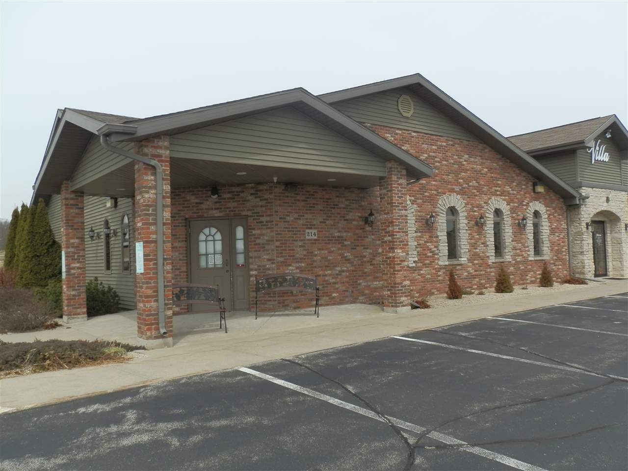 214 Viking Dr, Orfordville, WI 53576